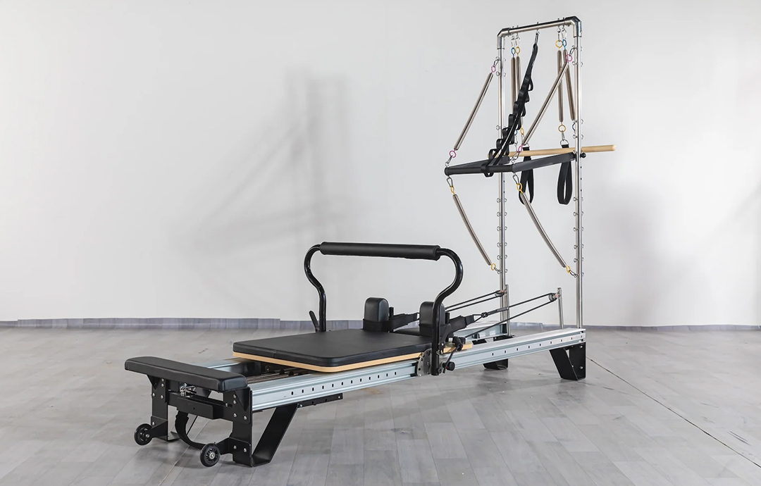 Mango Fitness Equipment Teaches You How To Use The Aluminum Pilates Reformer With Half Tower
